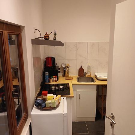 Blue Apartment In The Old Town Антверпен Екстериор снимка